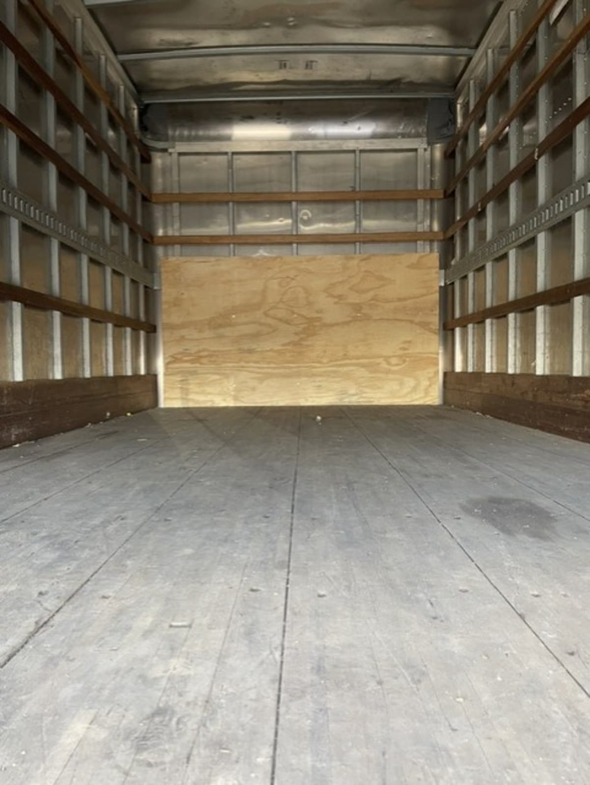 2019 Isuzu NPR HD 810628