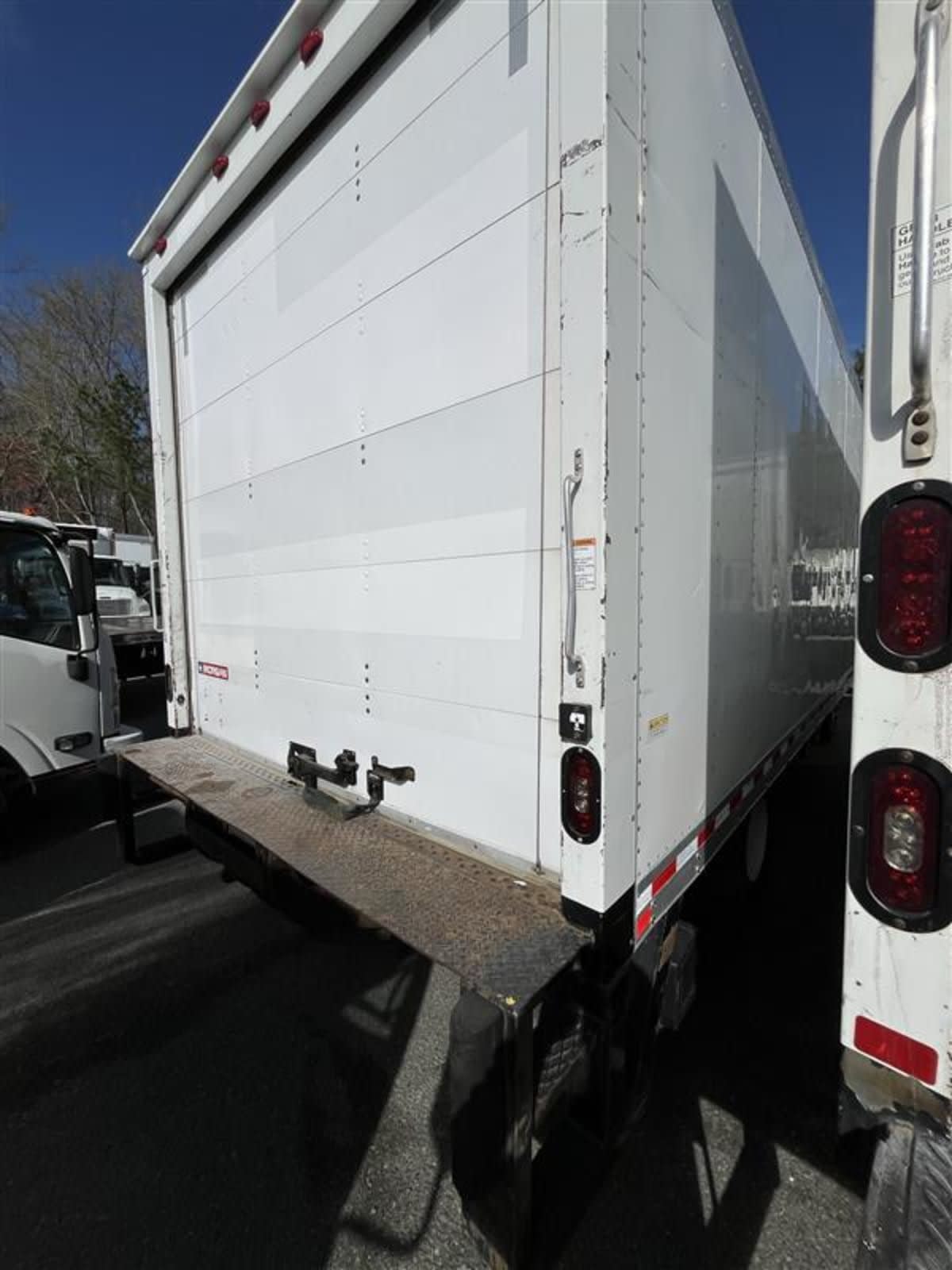 2019 Isuzu NPR HD 810634