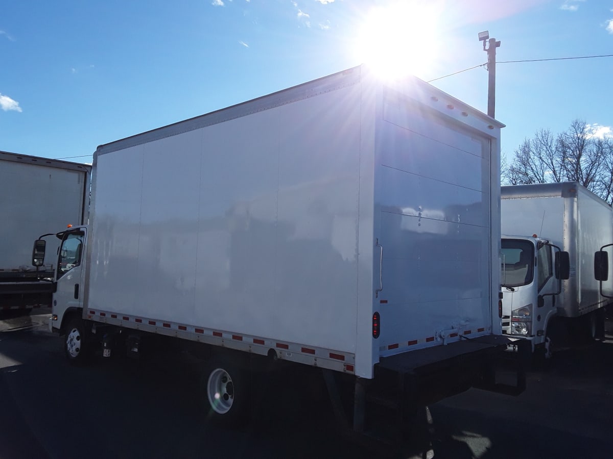 2018 Isuzu NPR HD 810658