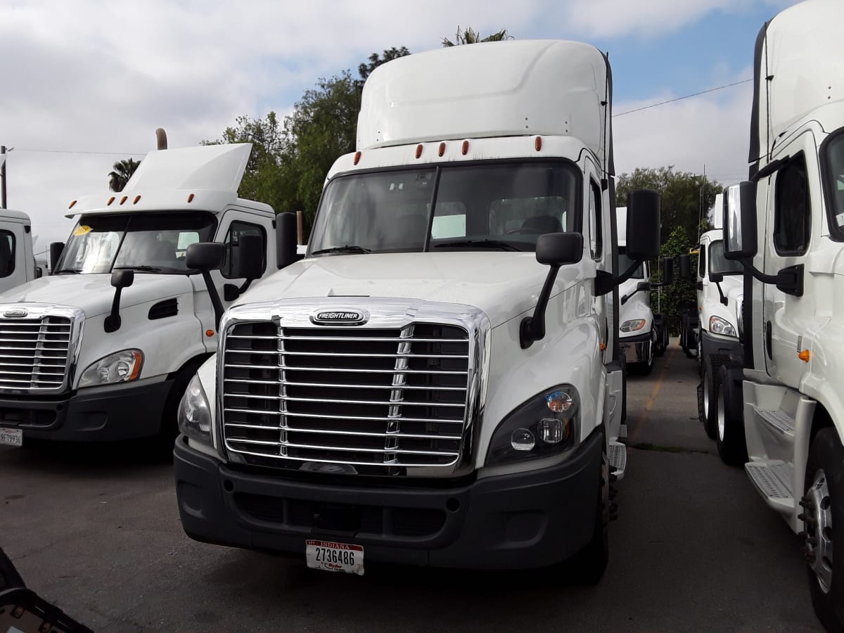 2019 Freightliner/Mercedes CASCADIA 125 810894