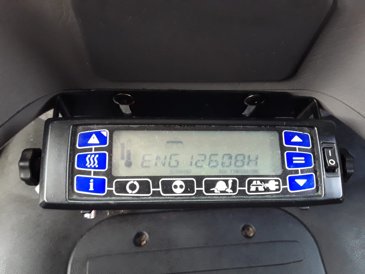 2019 Freightliner/Mercedes M2 106 810899