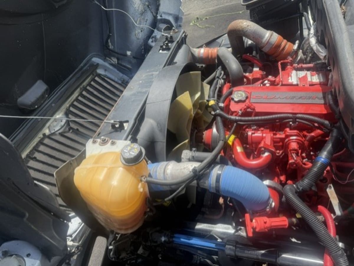 2019 Navistar International 4300 811043