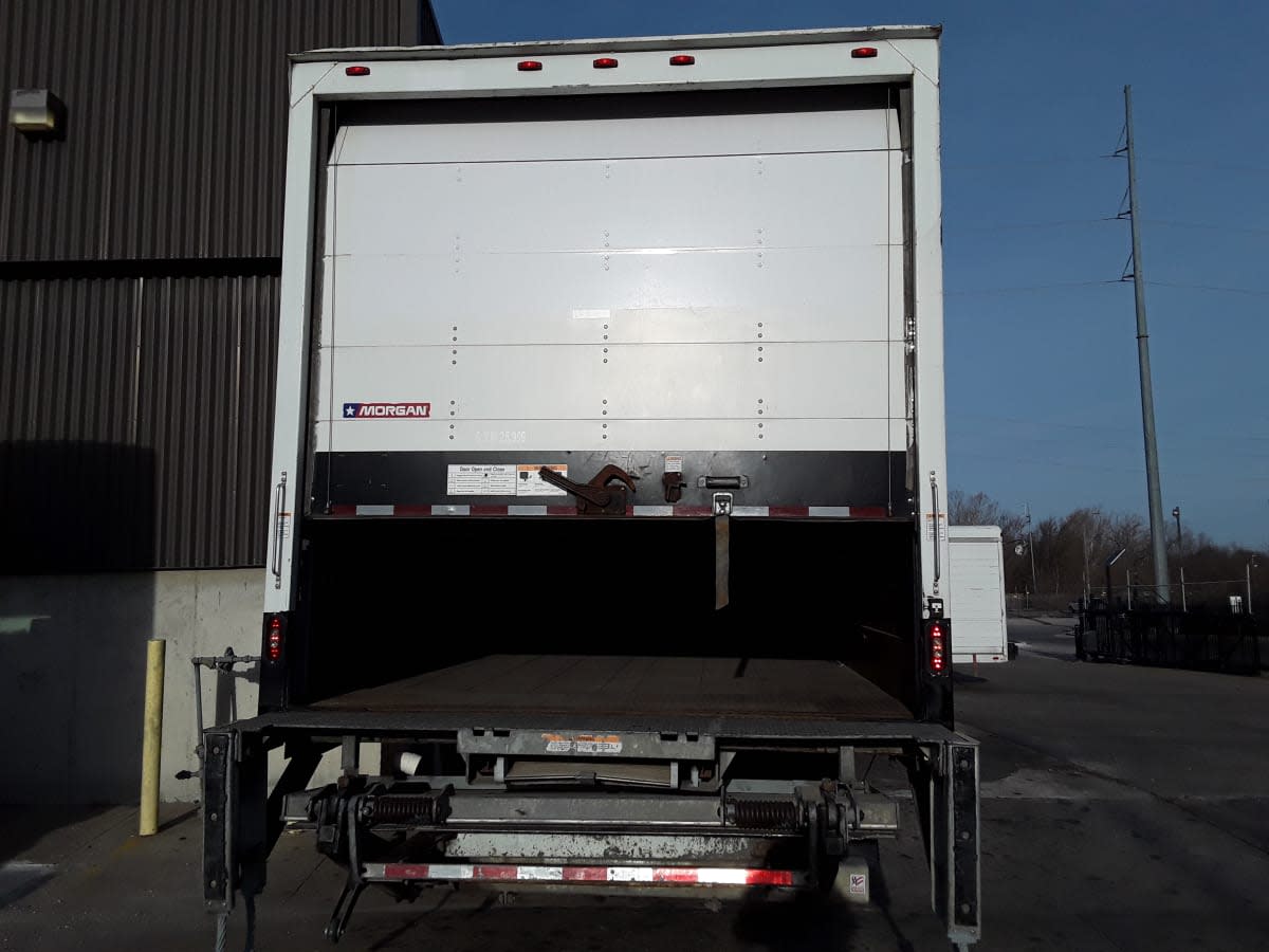 2019 Navistar International 4300 811060