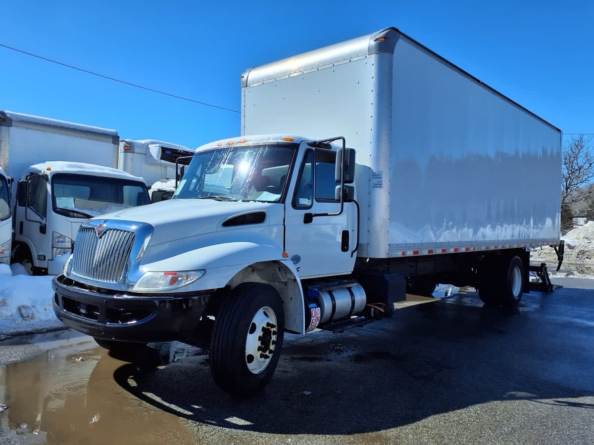 2019 Navistar International 4300 811077