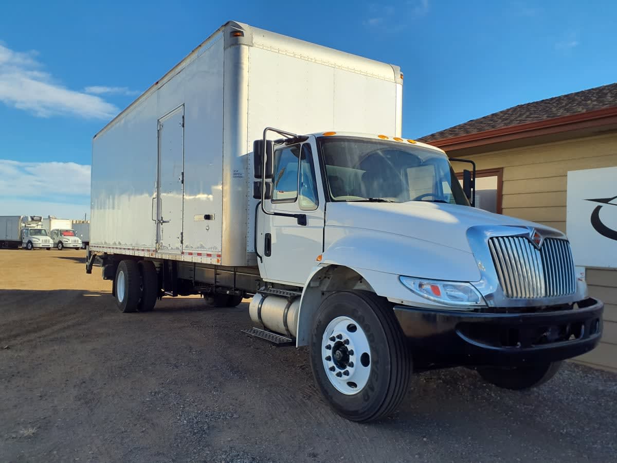 2019 International 4300 - image 3