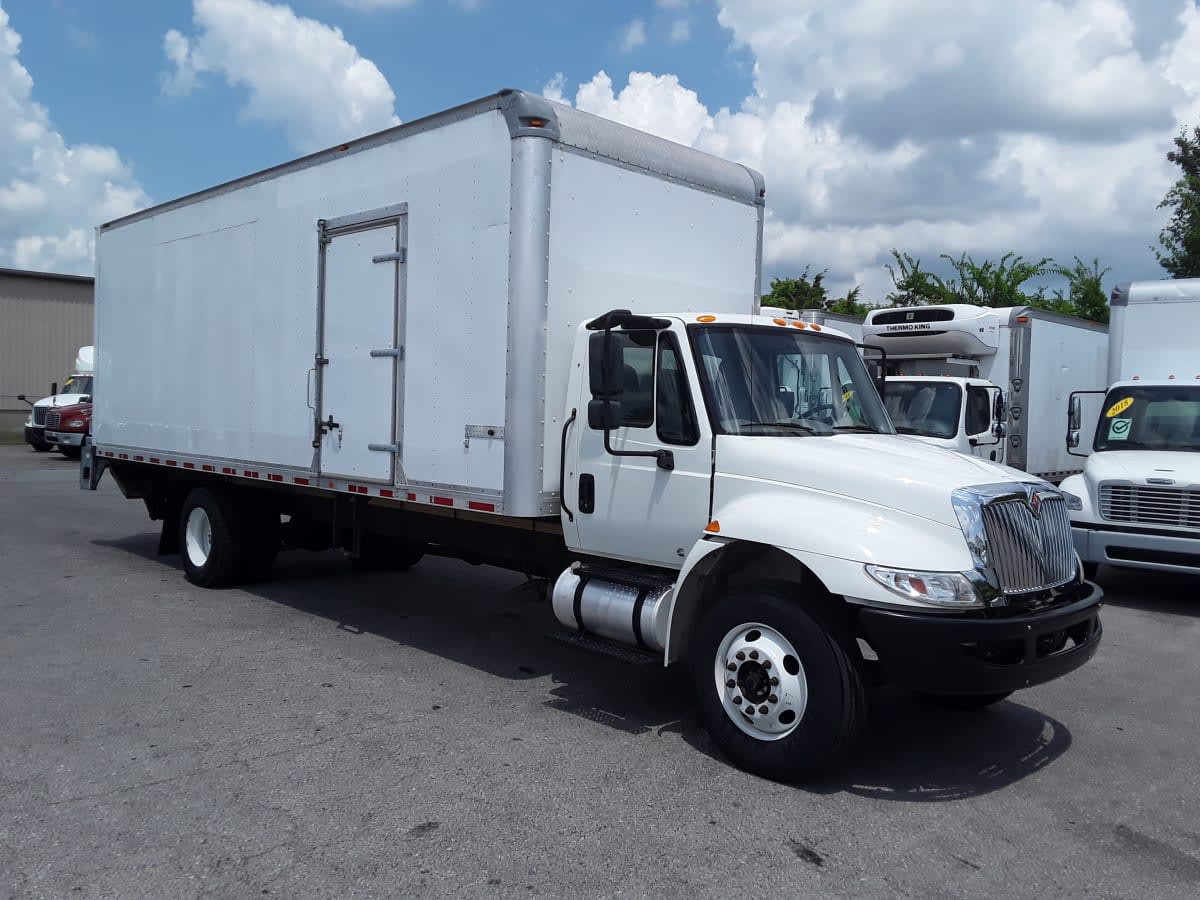 2019 Navistar International 4300 811143