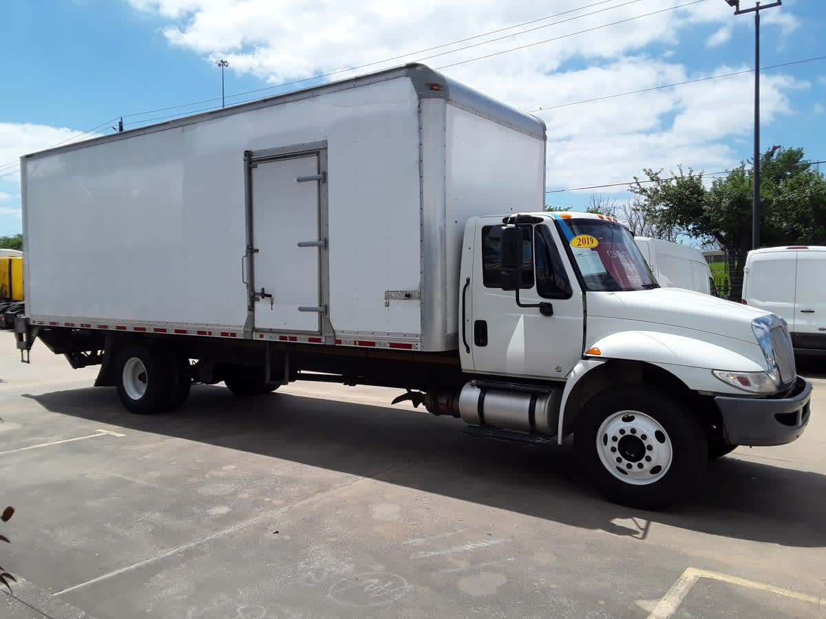 2019 Navistar International 4300 811191