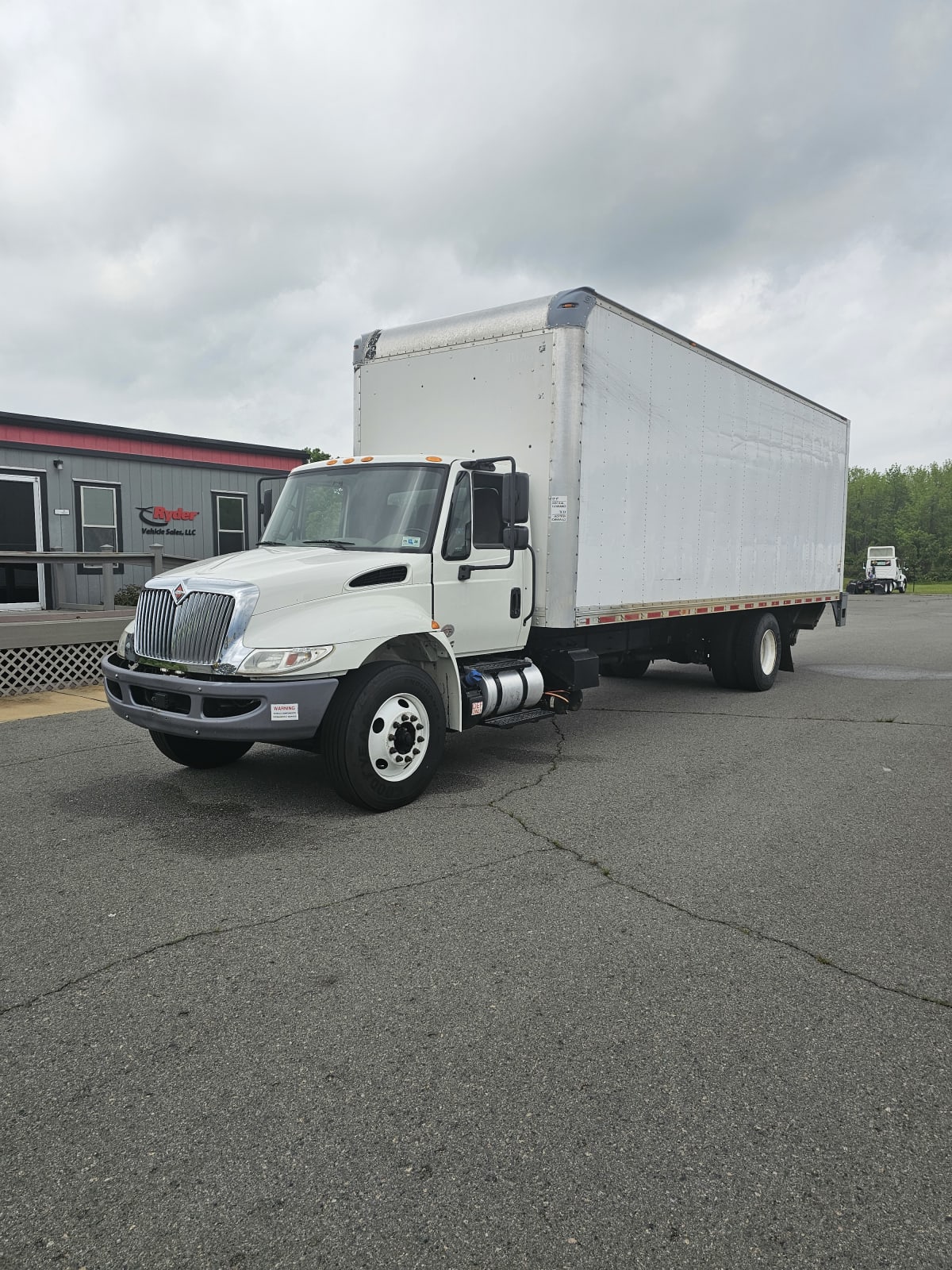 2019 Navistar International 4300 811205