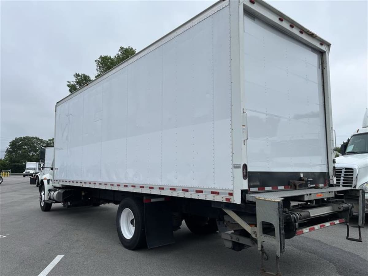 2019 Navistar International 4300 811246