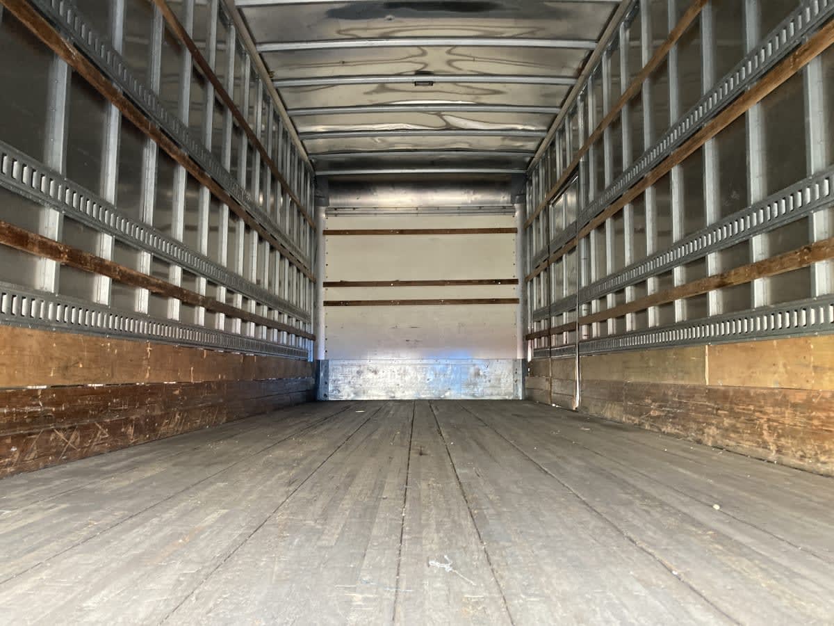2019 Navistar International 4300 811272