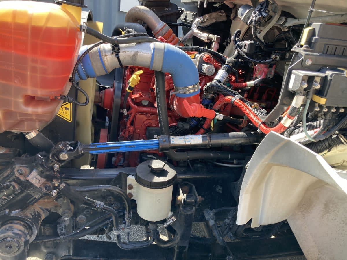 2019 Navistar International 4300 811272