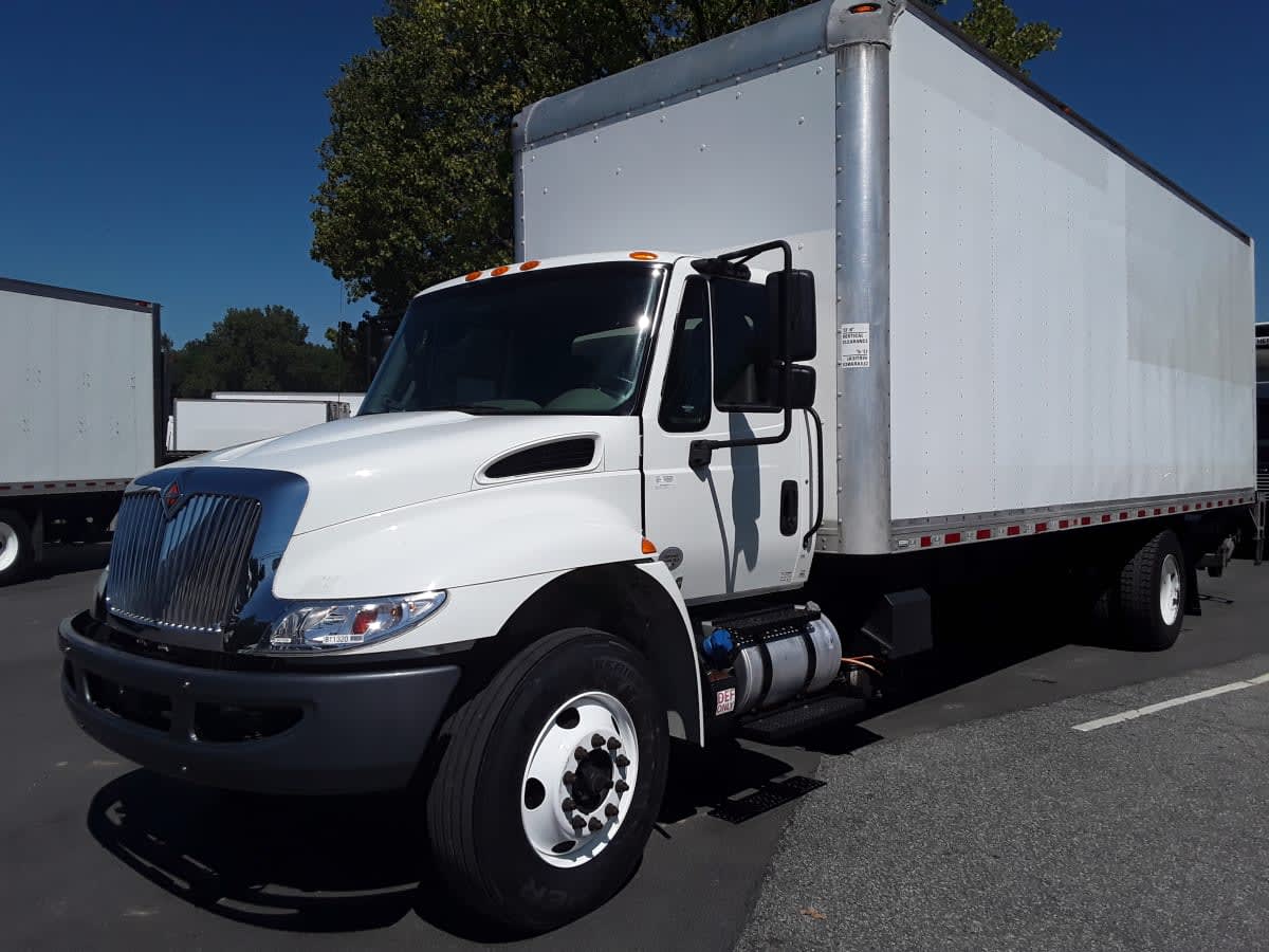 2019 Navistar International 4300 811320