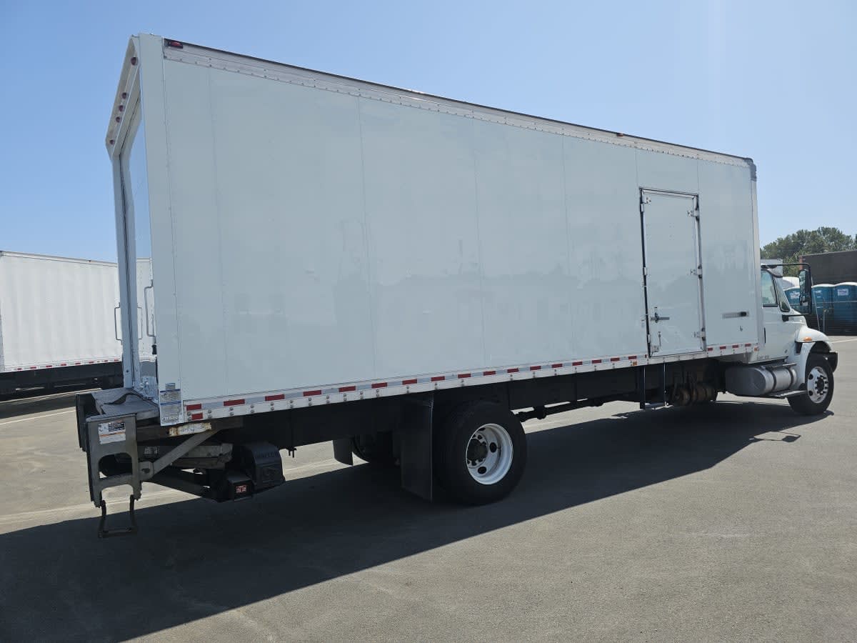 2019 Navistar International 4300 811359