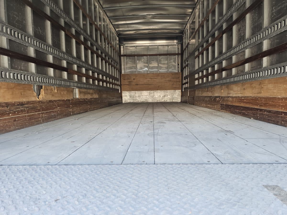 2019 Navistar International 4300 811359