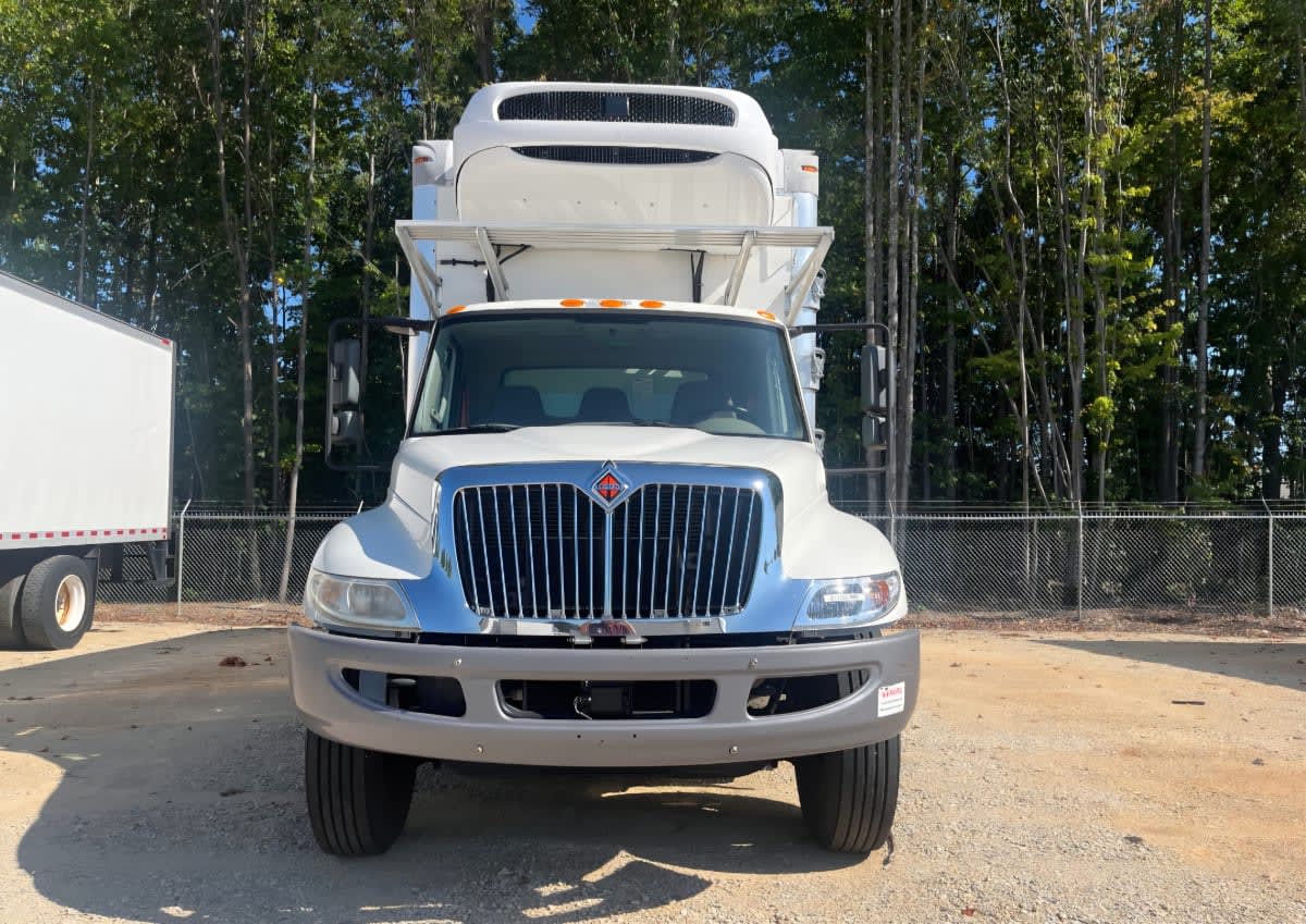 2019 Navistar International 4300 811366
