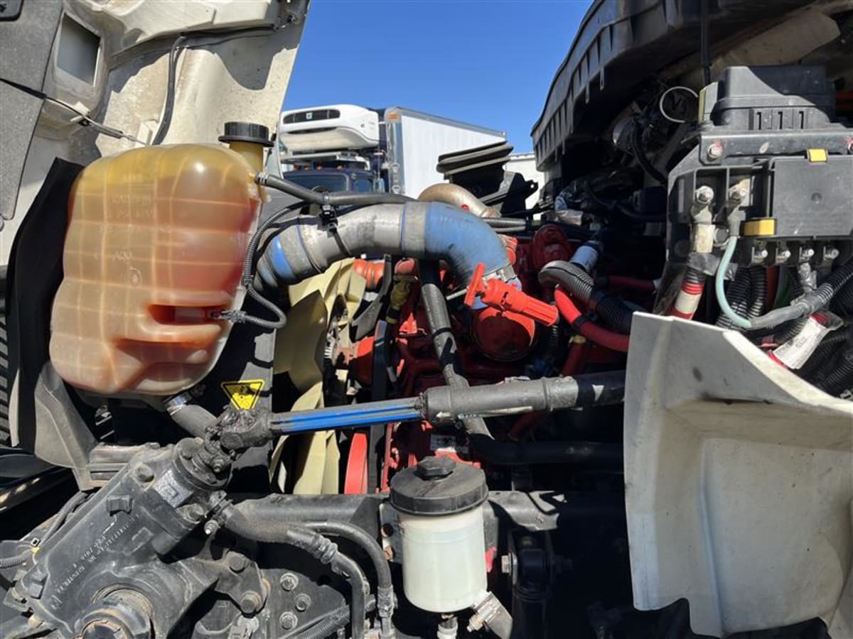 2019 Navistar International 4300 811417