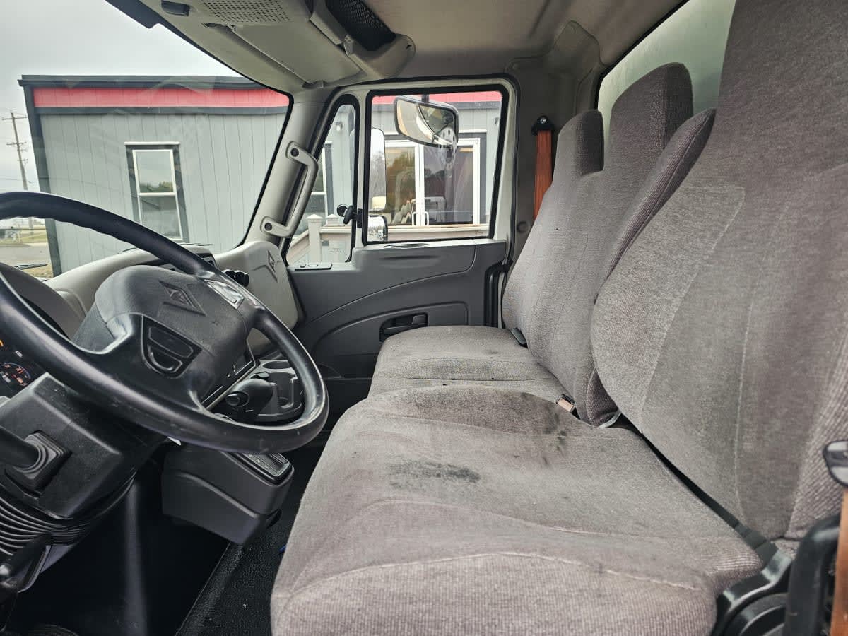 2019 Navistar International 4300 811418