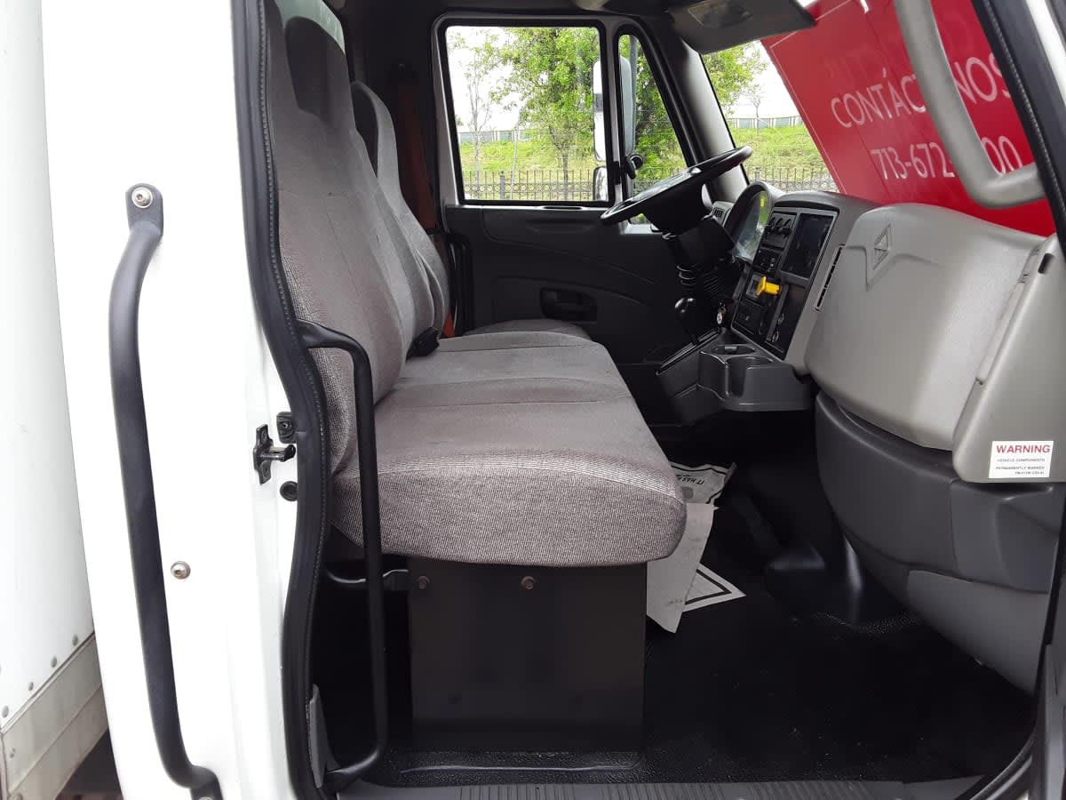 2019 Navistar International 4300 811439