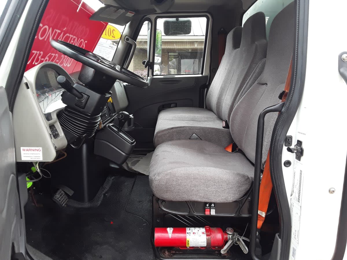 2019 Navistar International 4300 811439