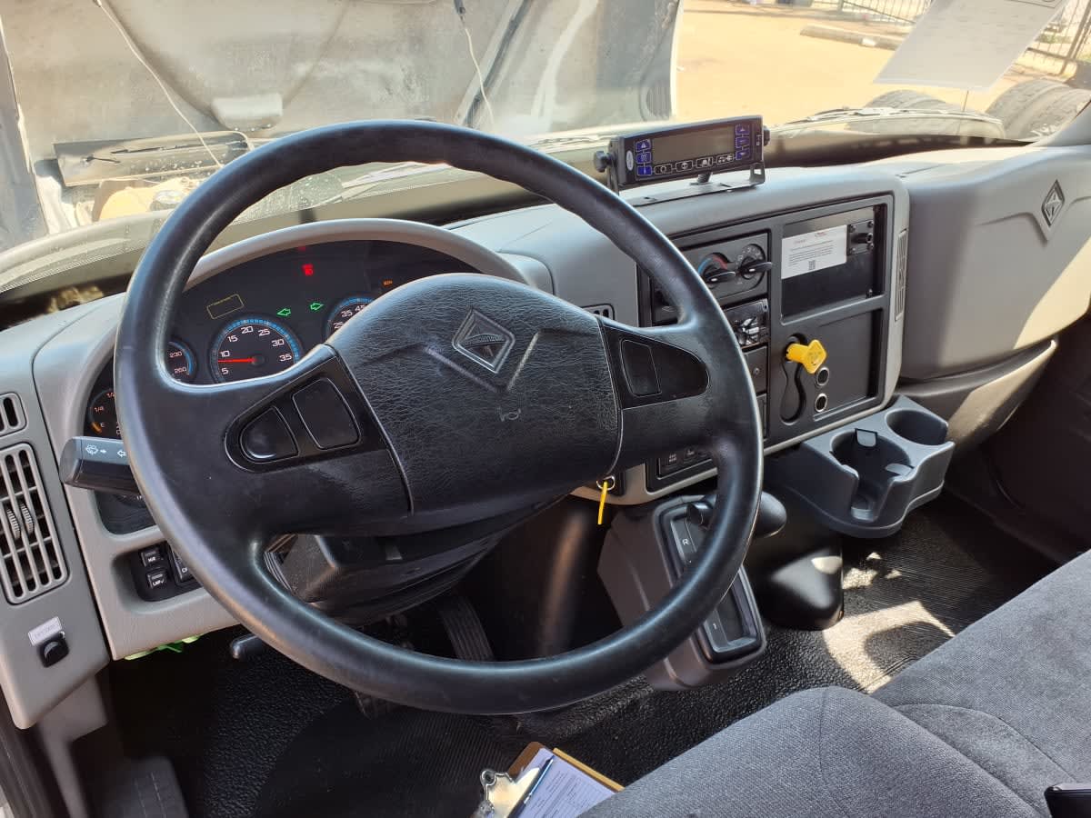 2019 Navistar International 4300 811455