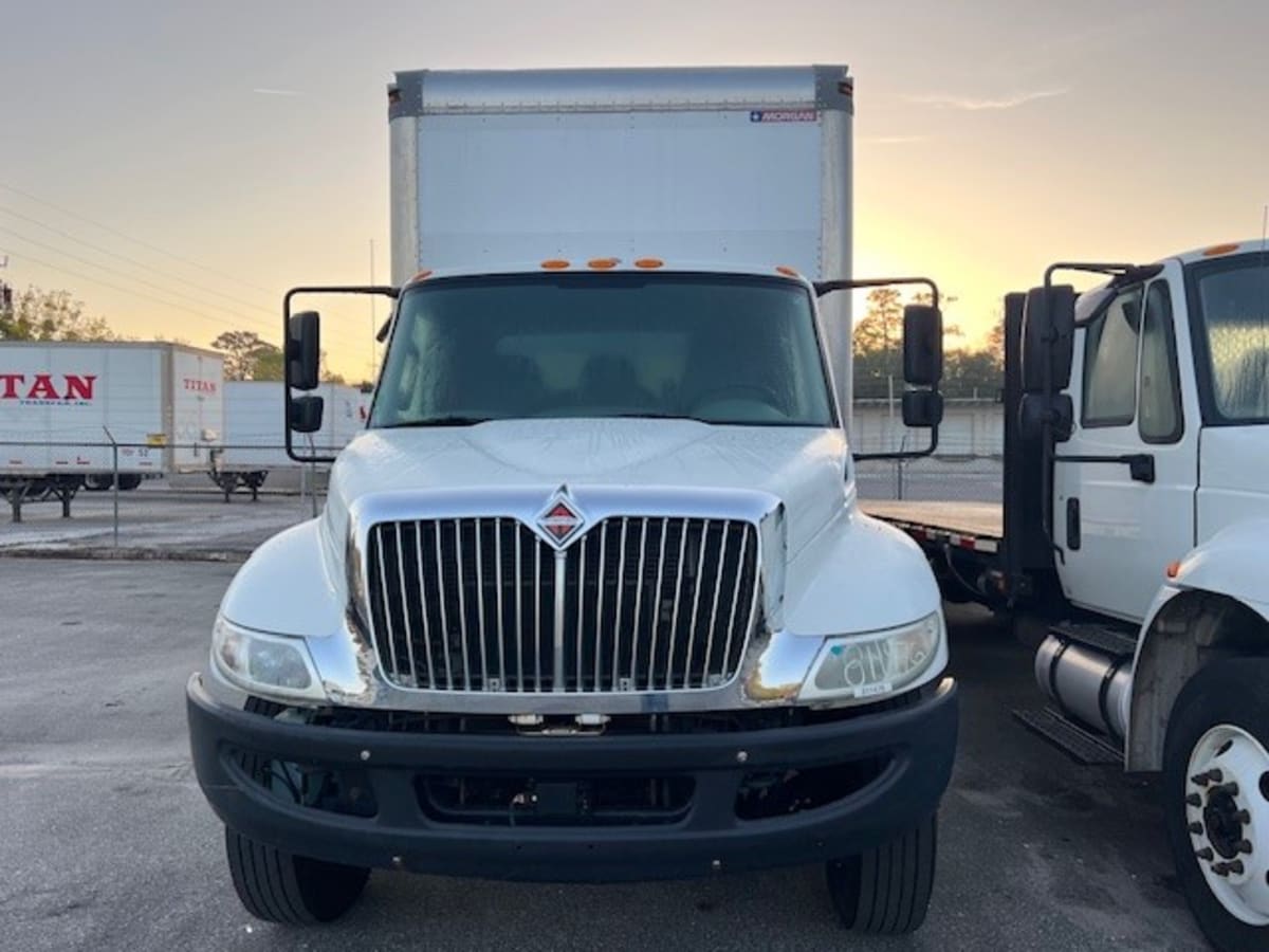 2019 Navistar International 4300 811476