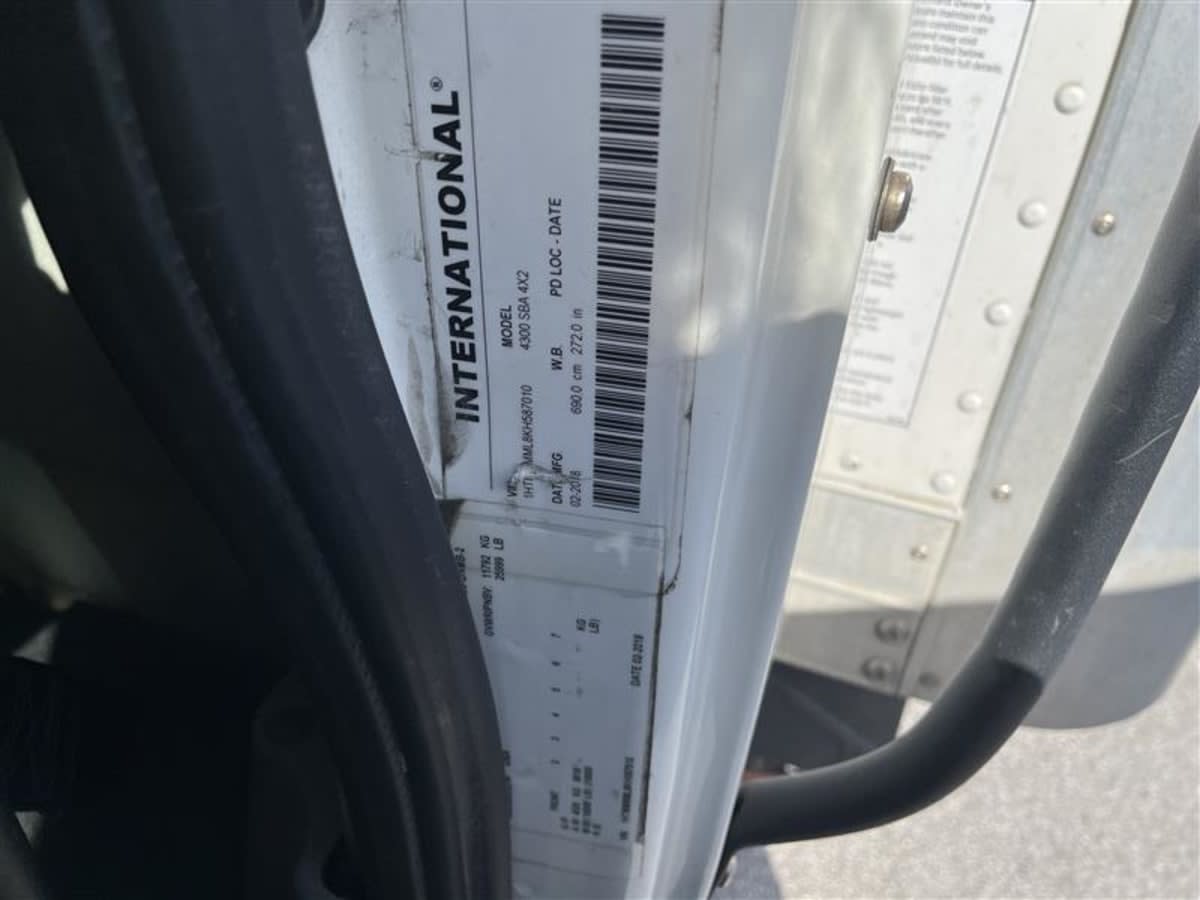 2019 Navistar International 4300 811481