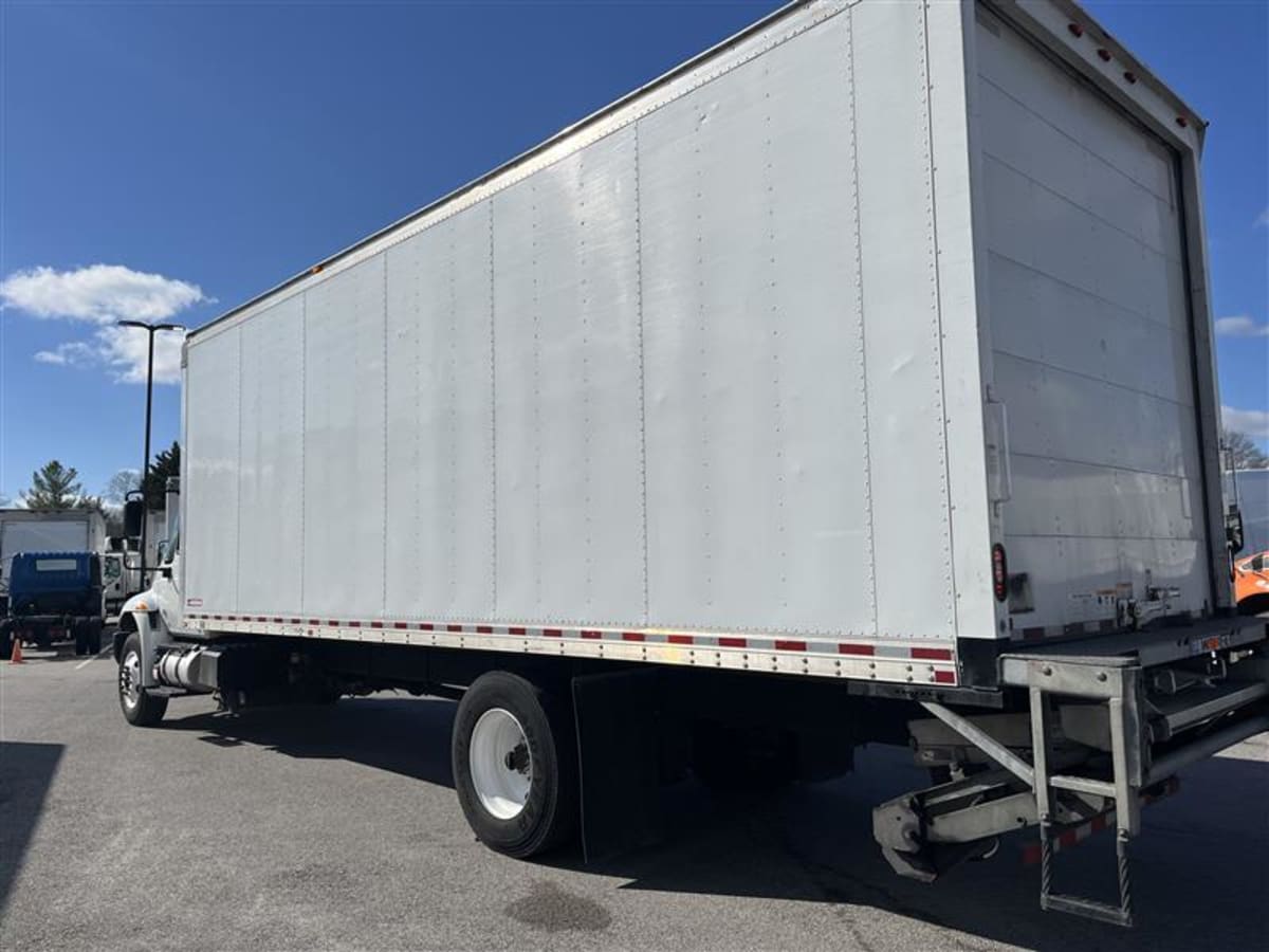 2019 Navistar International 4300 811481