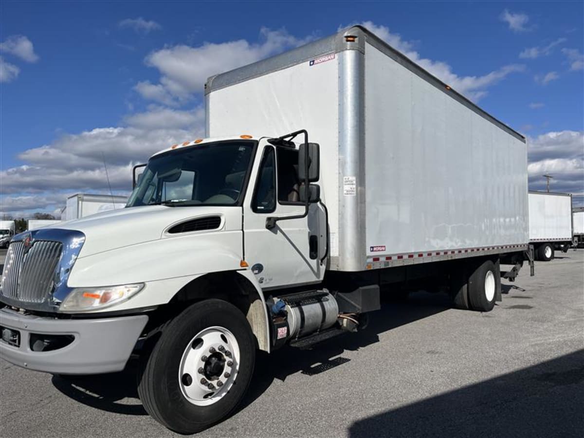 2019 Navistar International 4300 811481