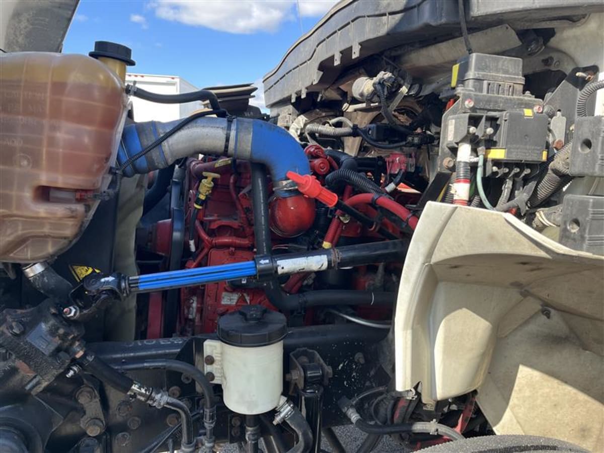 2019 Navistar International 4300 811481