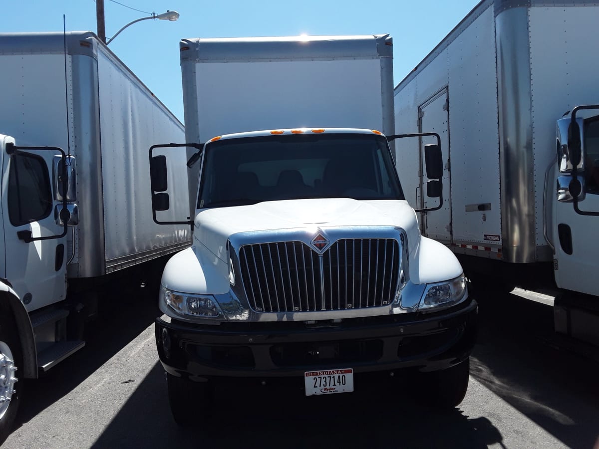 2019 Navistar International 4300 811551