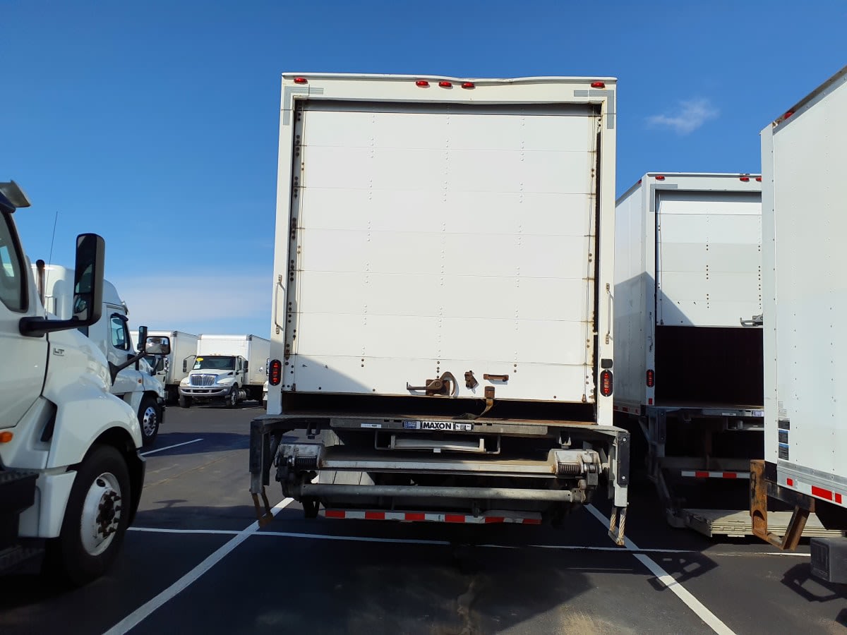 2019 Navistar International 4300 811583