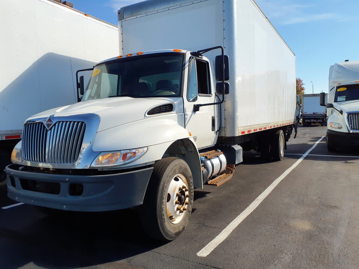 2019 Navistar International 4300 811583