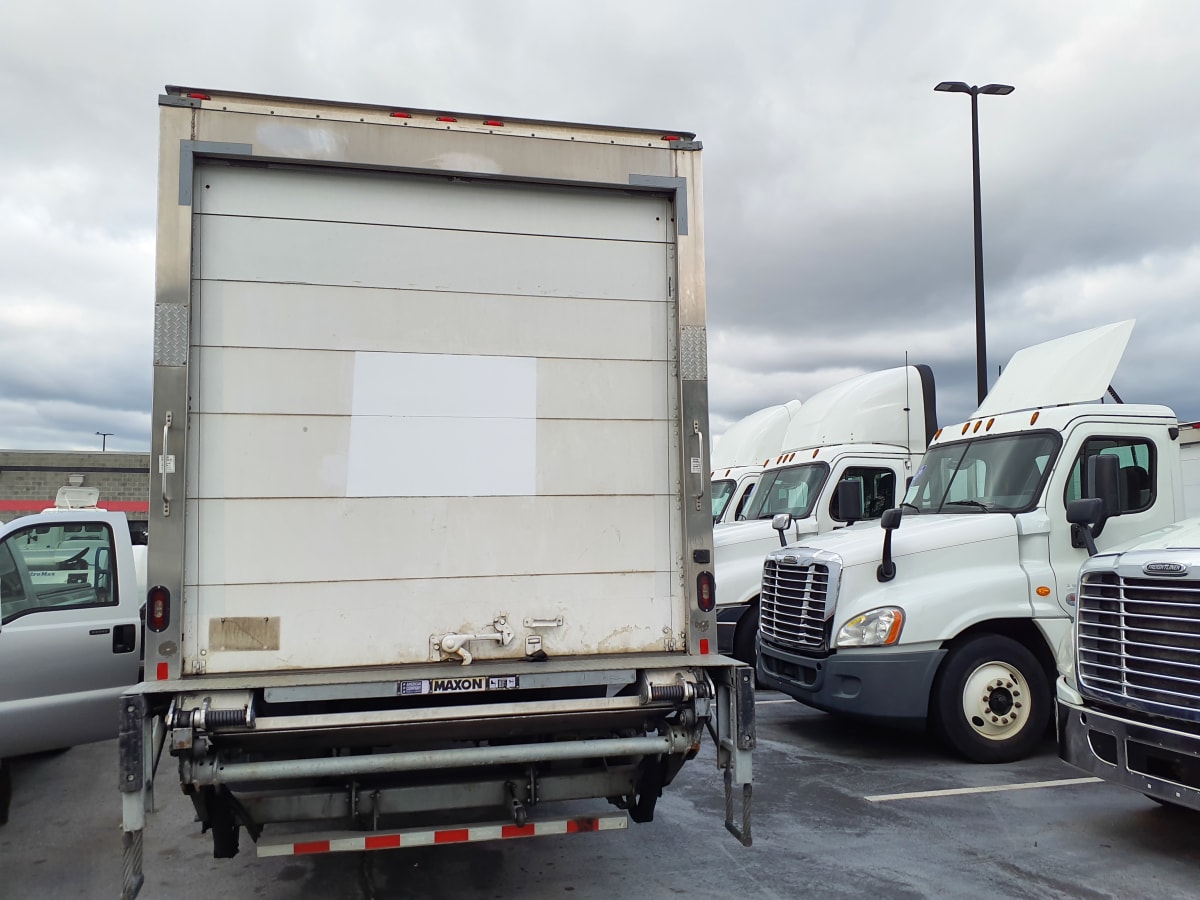 2019 Navistar International 4300 811648