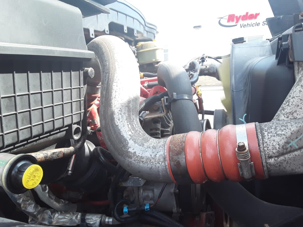 2019 Navistar International 4300 811660