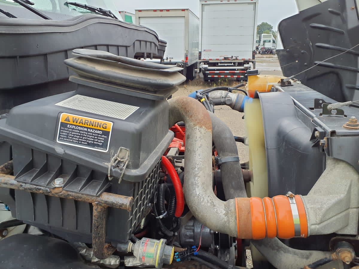 2019 Navistar International ND 700 811663