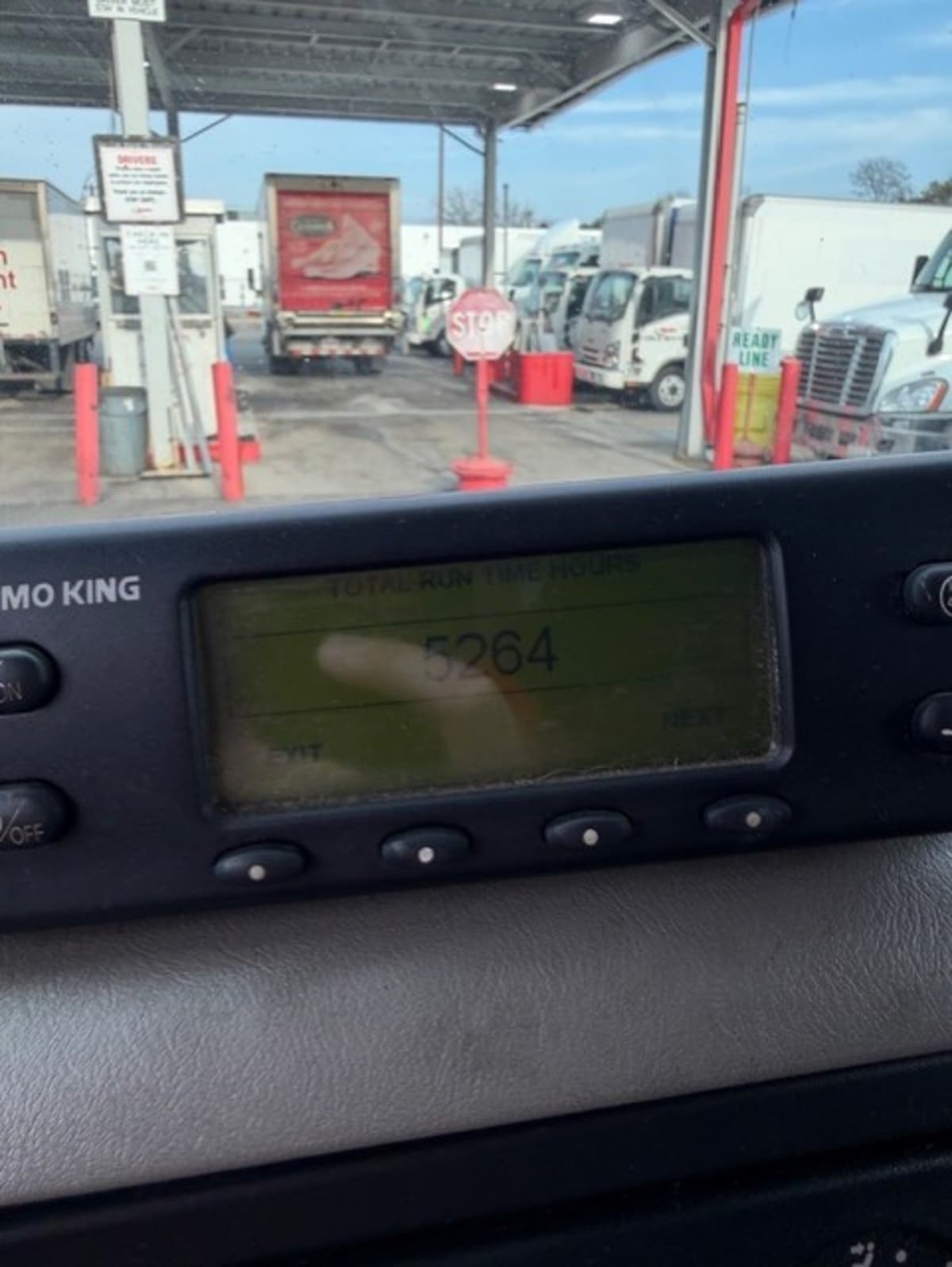 2019 Navistar International 4300 811670