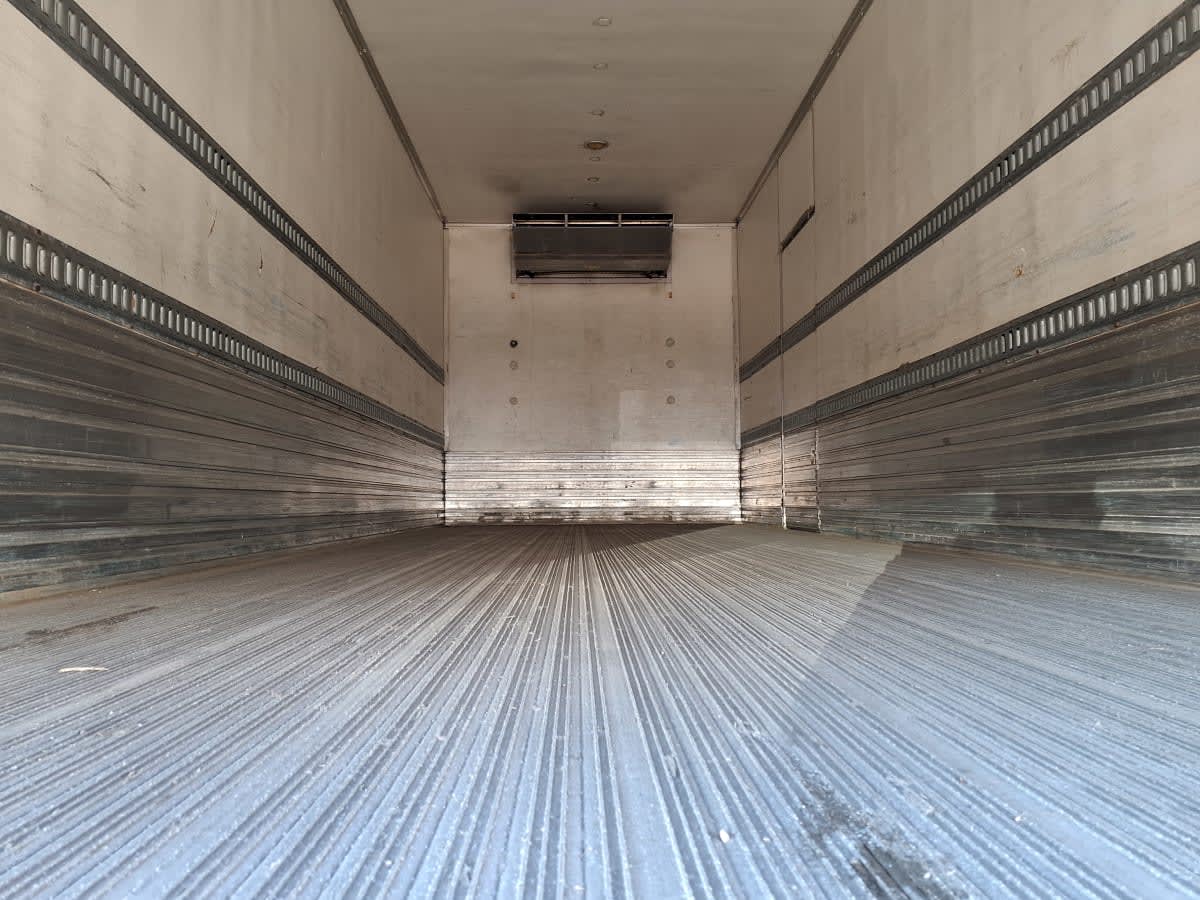 2019 Navistar International 4300 811677