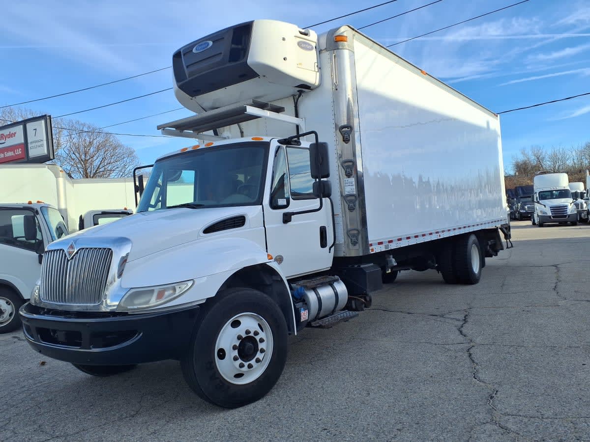 2019 Navistar International 4300 811678
