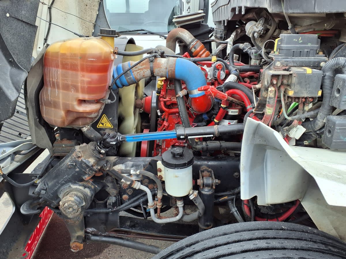 2019 Navistar International 4300 811679