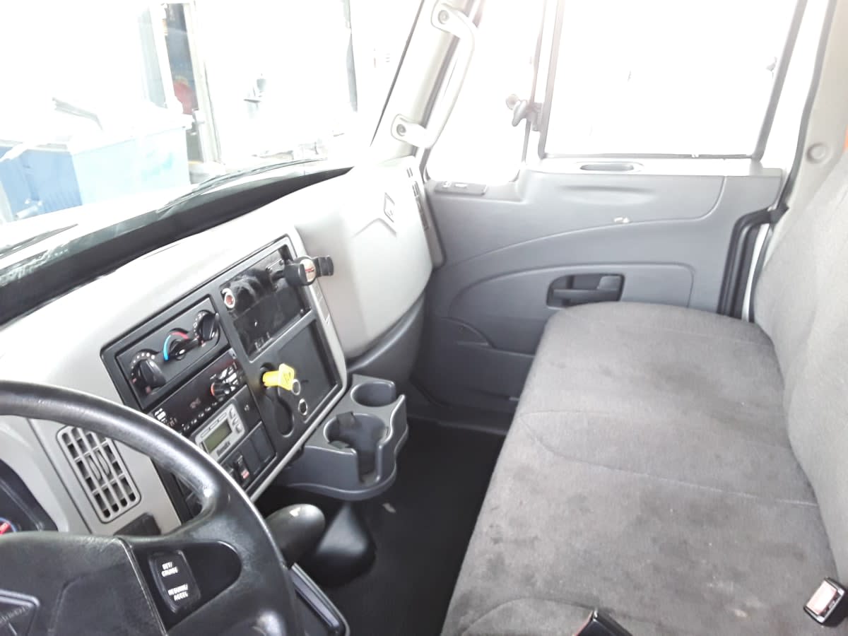 2019 Navistar International 4300 811718