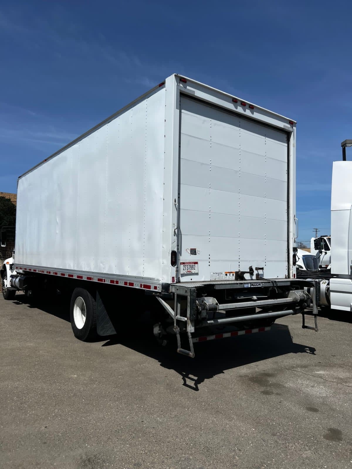 2019 Navistar International 4300 811721