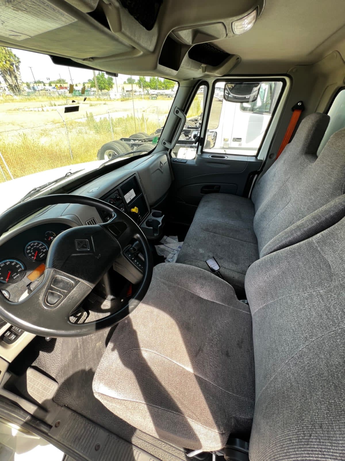 2019 Navistar International 4300 811721