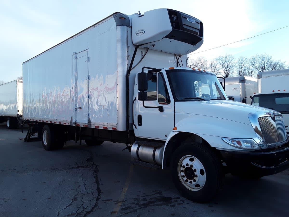 2019 Navistar International 4300 811775