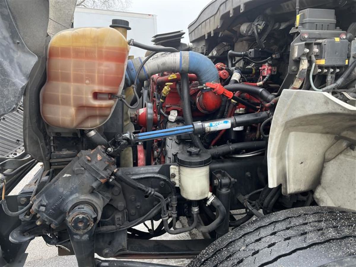 2019 Navistar International 4300 811778