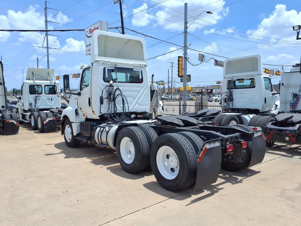 2019 International LT in Dallas, TX — photo 6