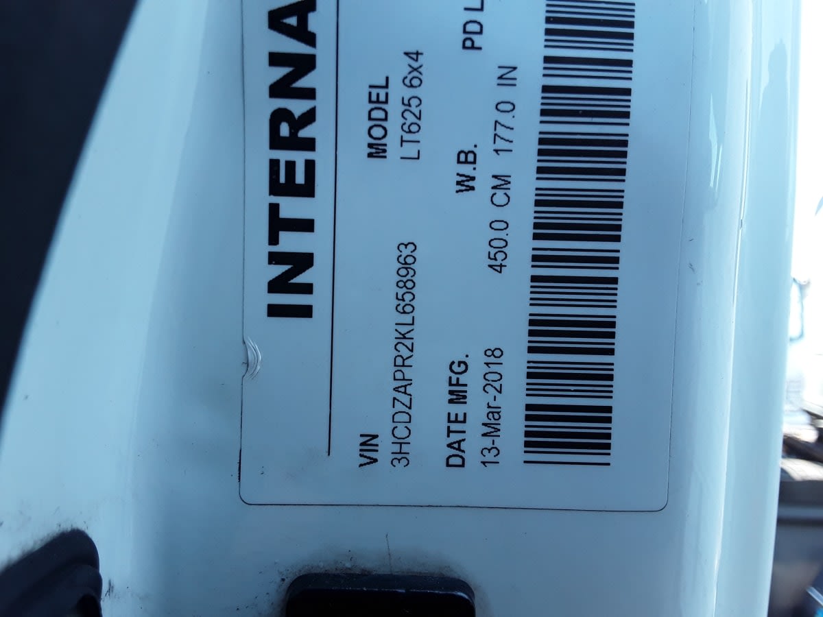 2019 Navistar International LT625 DAYCAB T/A 811860