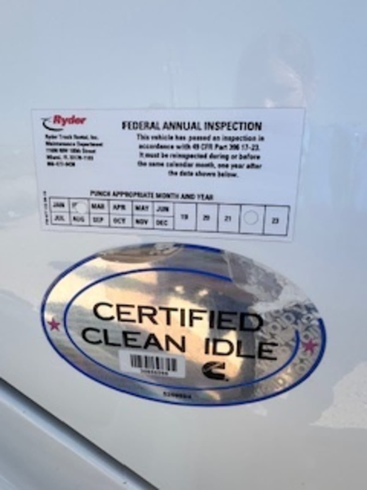 2019 International - image 10