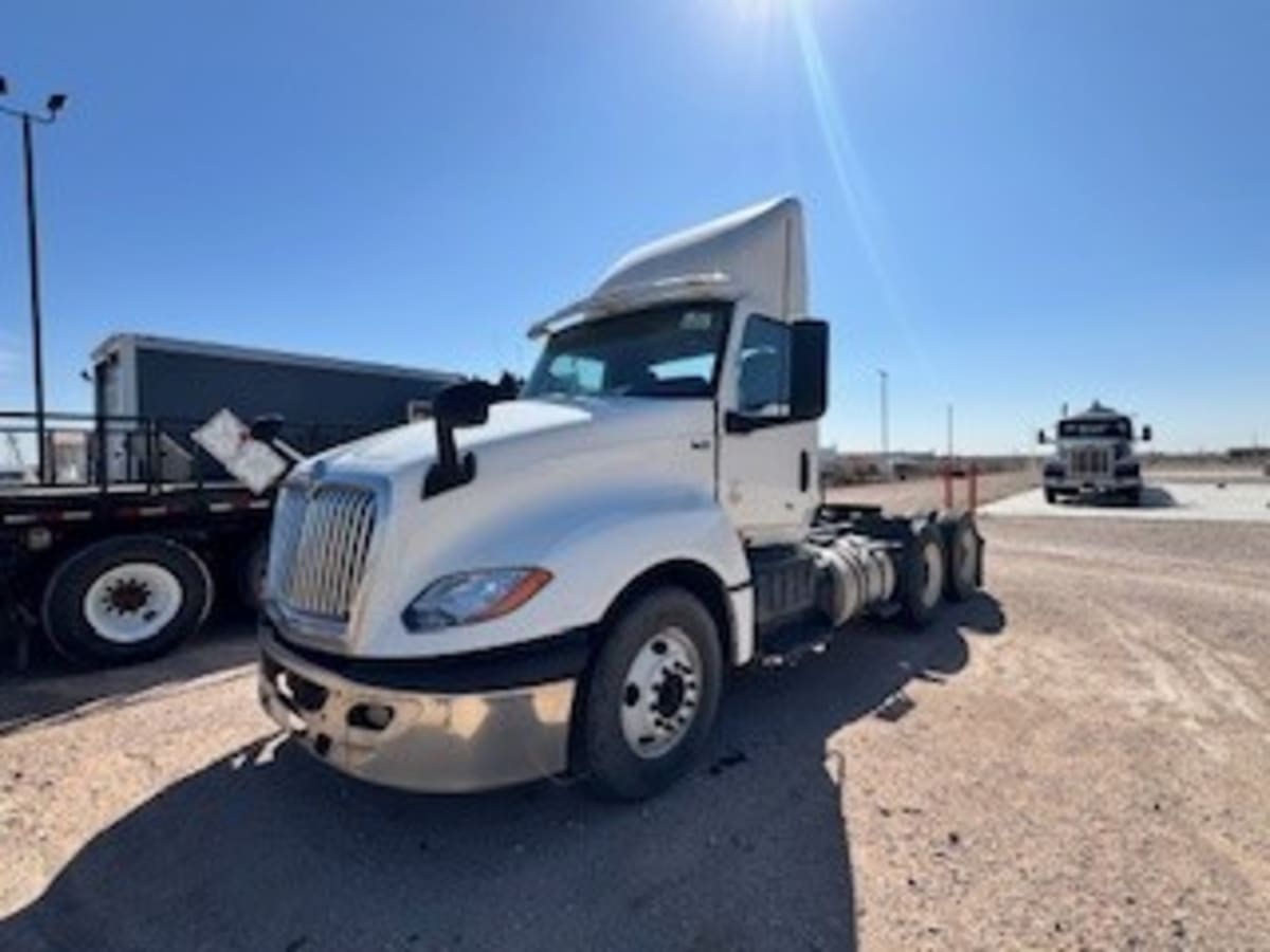 2019 International - image 1