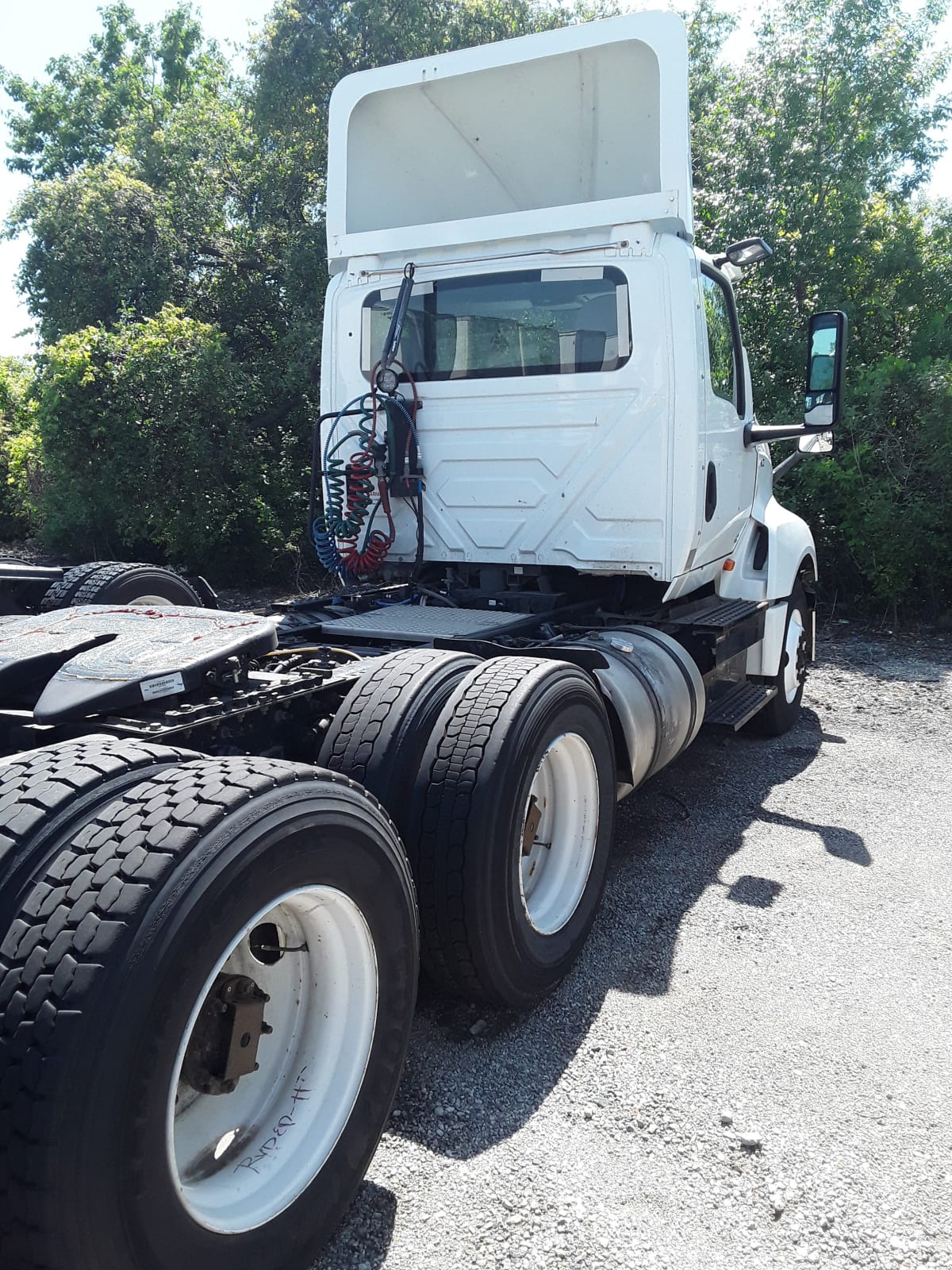 2019 Navistar International LT625 DAYCAB T/A 811980