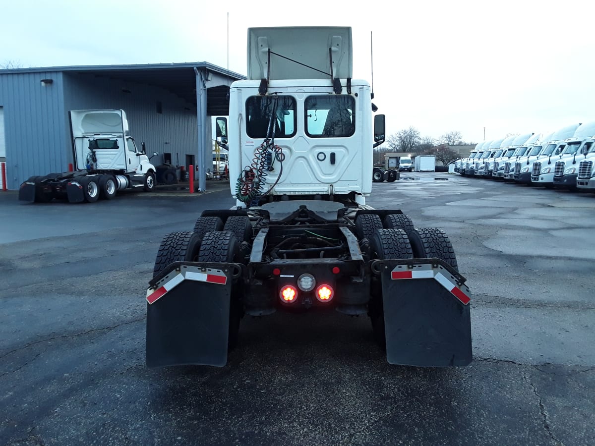 2019 Freightliner/Mercedes NEW CASCADIA PX12664 812019